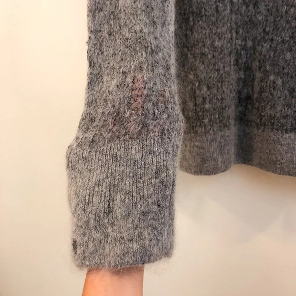 & Other Stories Mohair Wool Blend Boho Mock Neck Loose Knit Gray Sweater Small - Picture 4 of 10